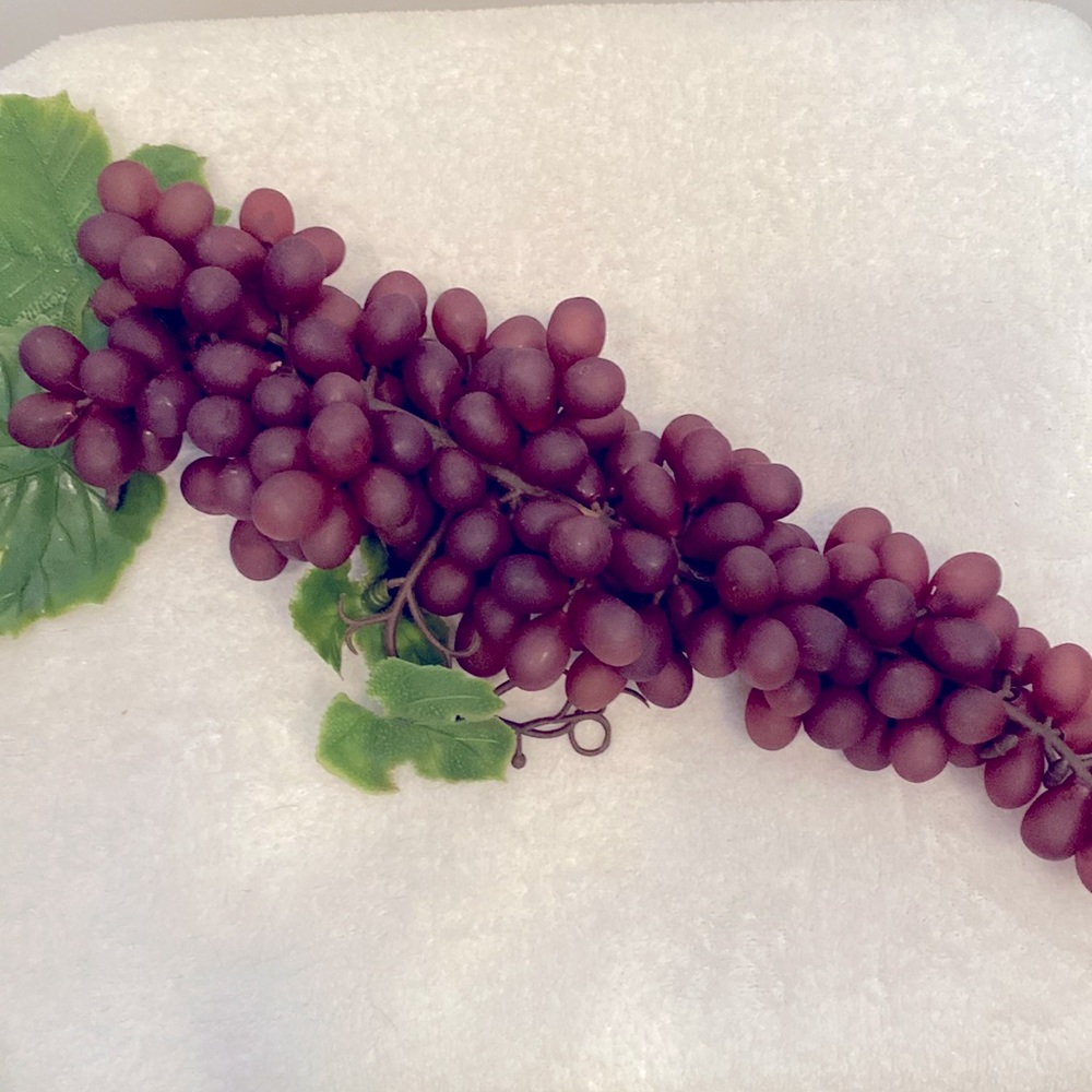 🆕GIFT CRAFT: Artificial grapes 🍇- Merlot. Extra long.